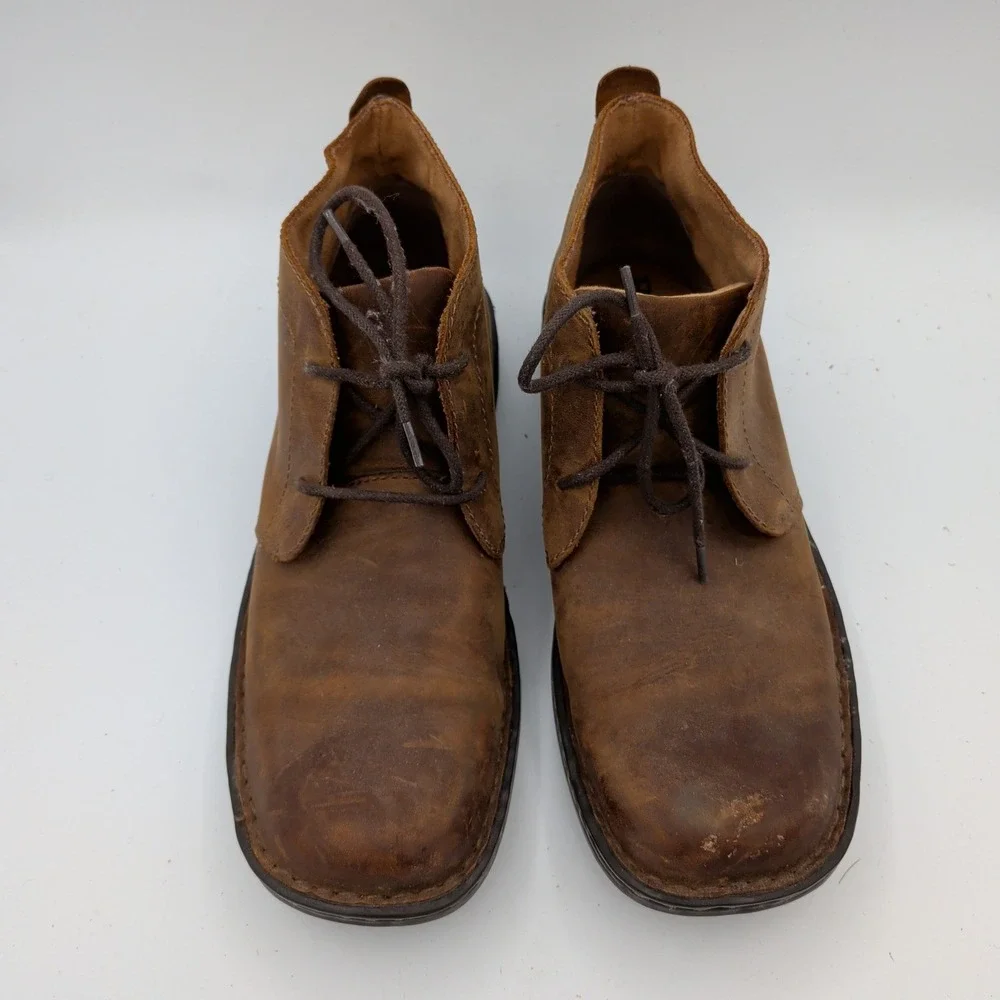 Born Harrison Chukka Boots Mens Brown Leather Desert Size 9.5M Rugged Casual